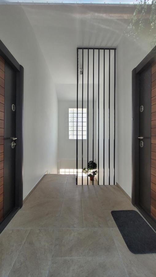 Luxury Mansion Apartamento Bucareste Exterior foto
